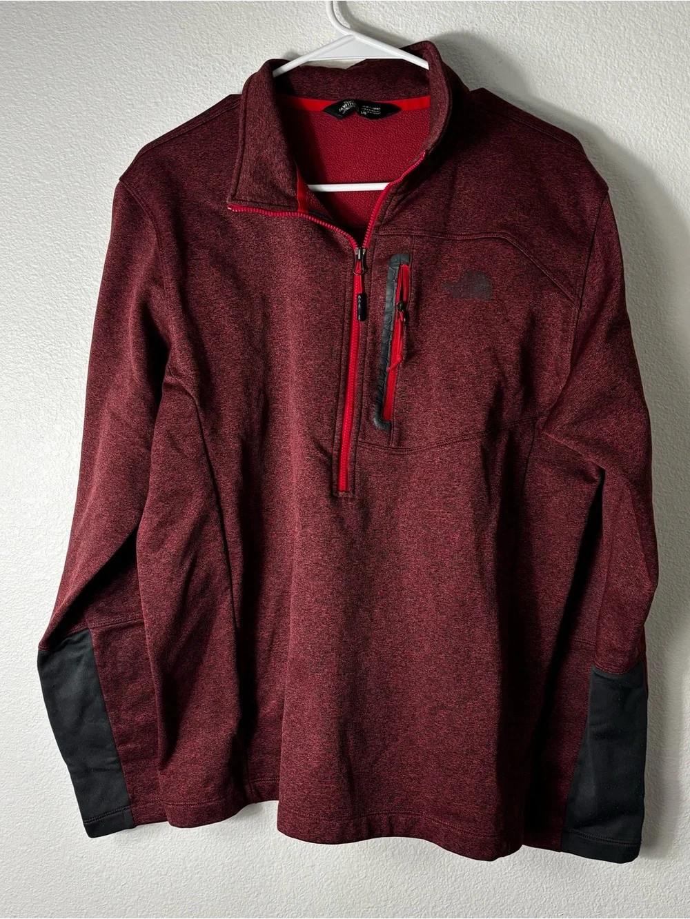 The North Face Men’s Quarter Zip Fleece Burgundy Heather Size L